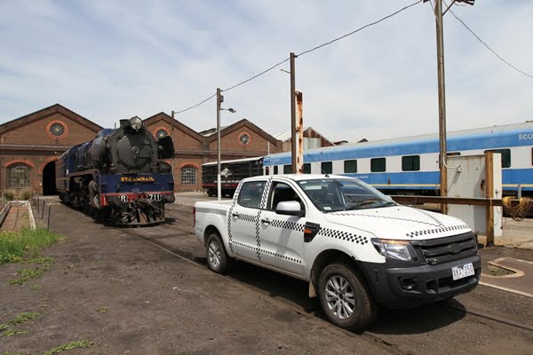 2011 Ford Ranger tows the R711 locomotive