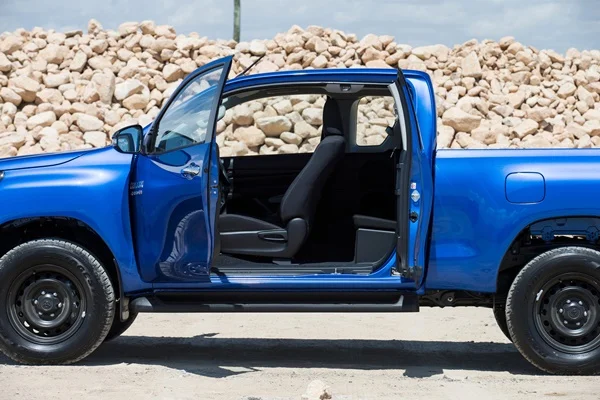 2015 Toyota HiLux 4×4 SR extra cab