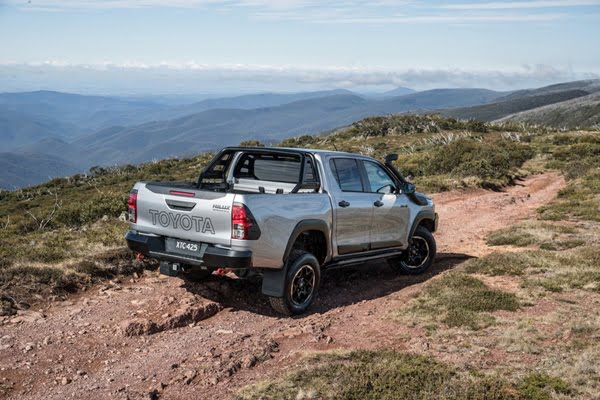 2018 Toyota HiLux Rugged X