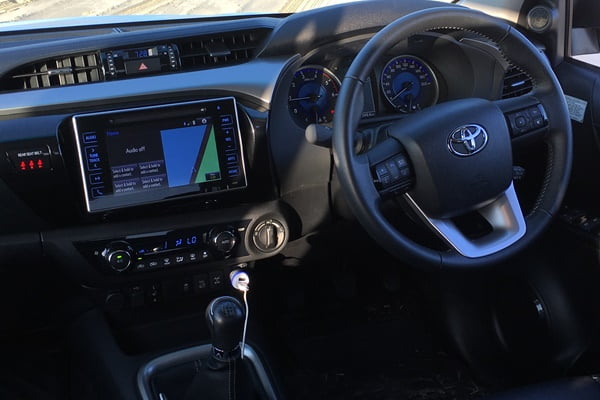 2018 Toyota Hilux Sr5 Interior 6 Ute Guide