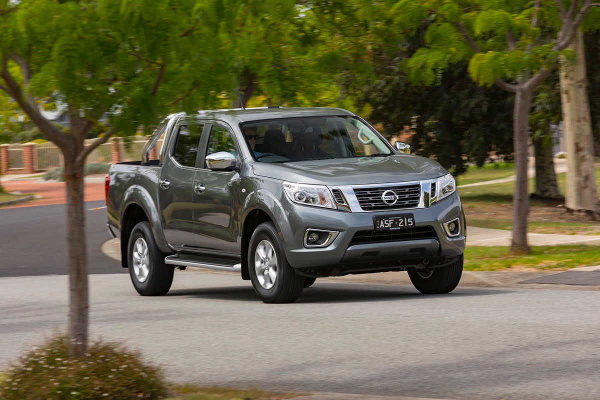 Nissan Navara ST