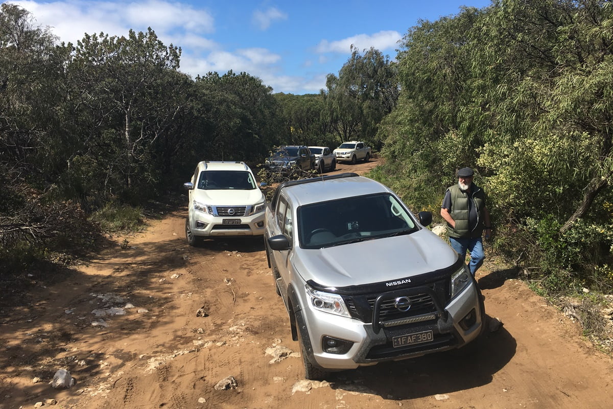 Nissan Navara ST Black Edition 