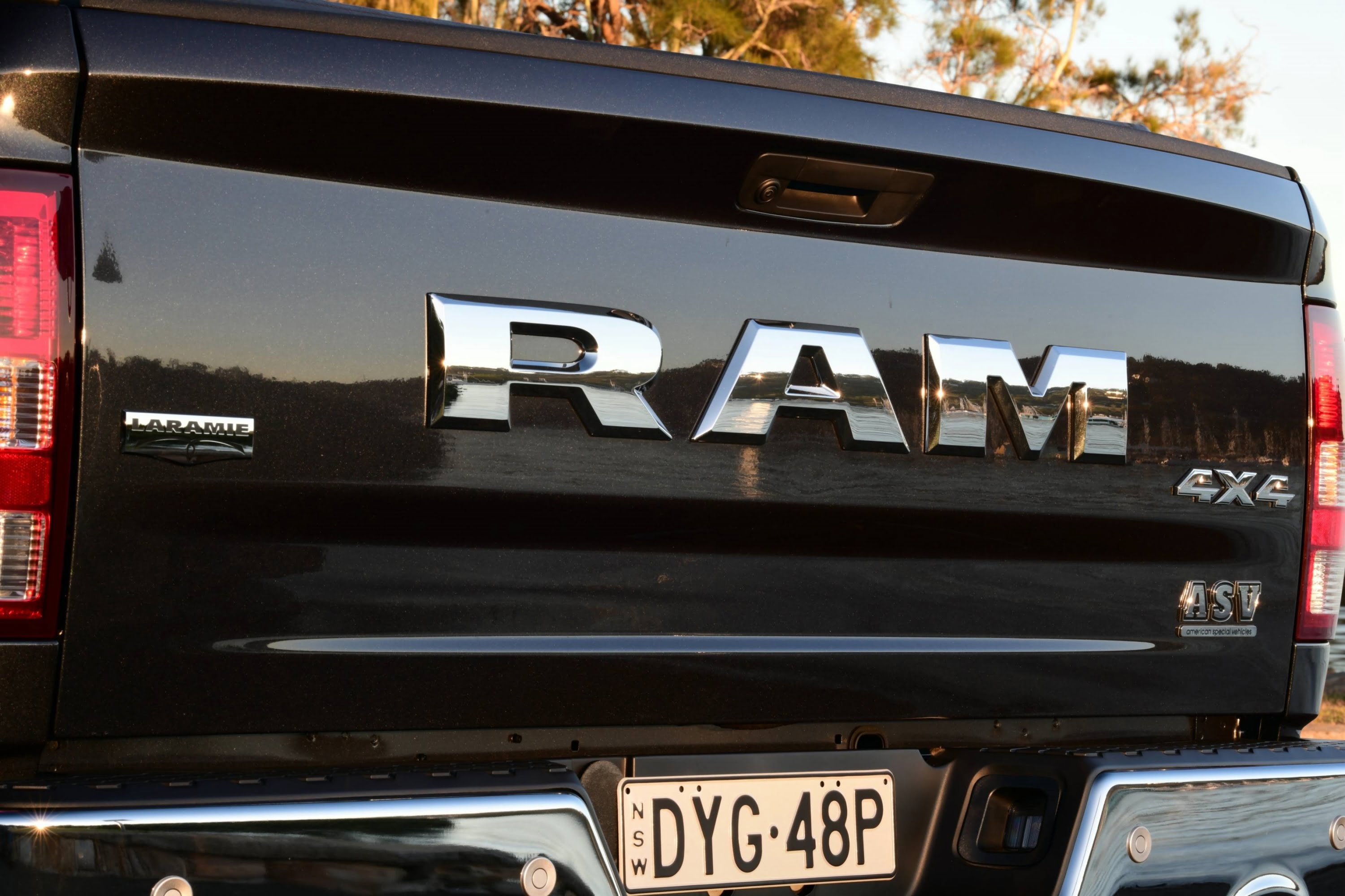 2019 RAM 1500 Laramie 1