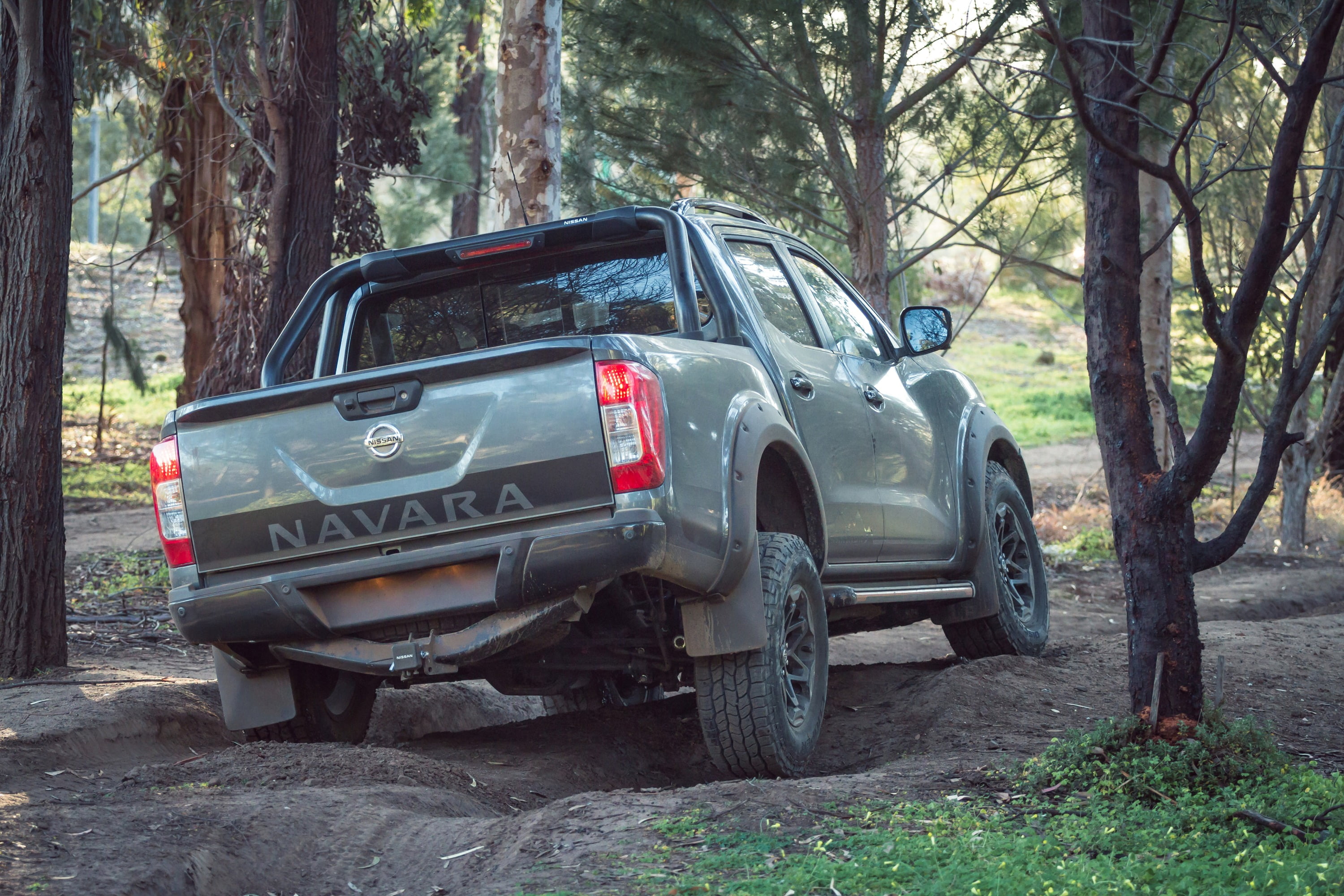 Nissan Navara N-TREK Warrior 11 rear articulation