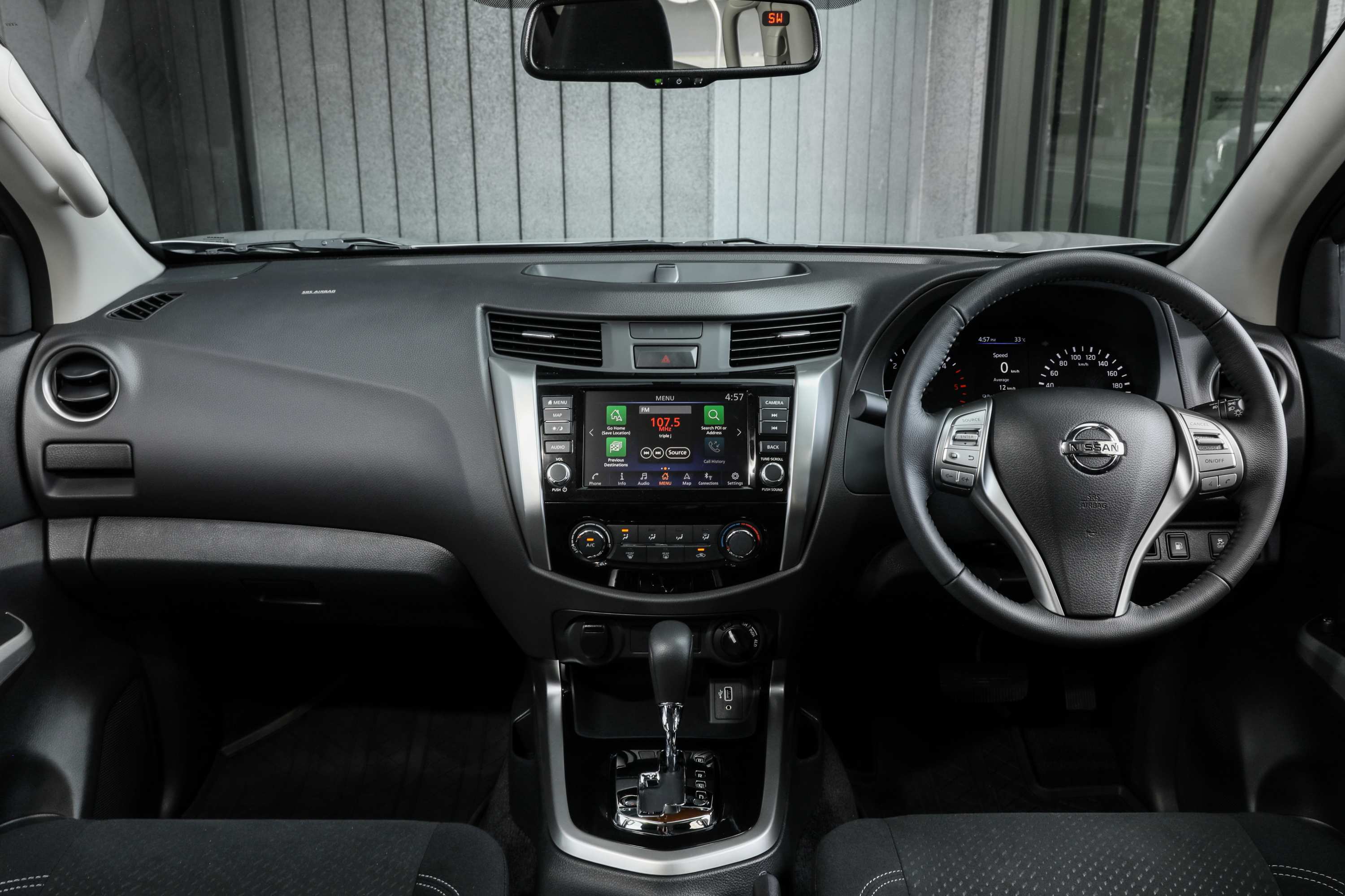 2020 Nissan Navara ST 6 interior dash