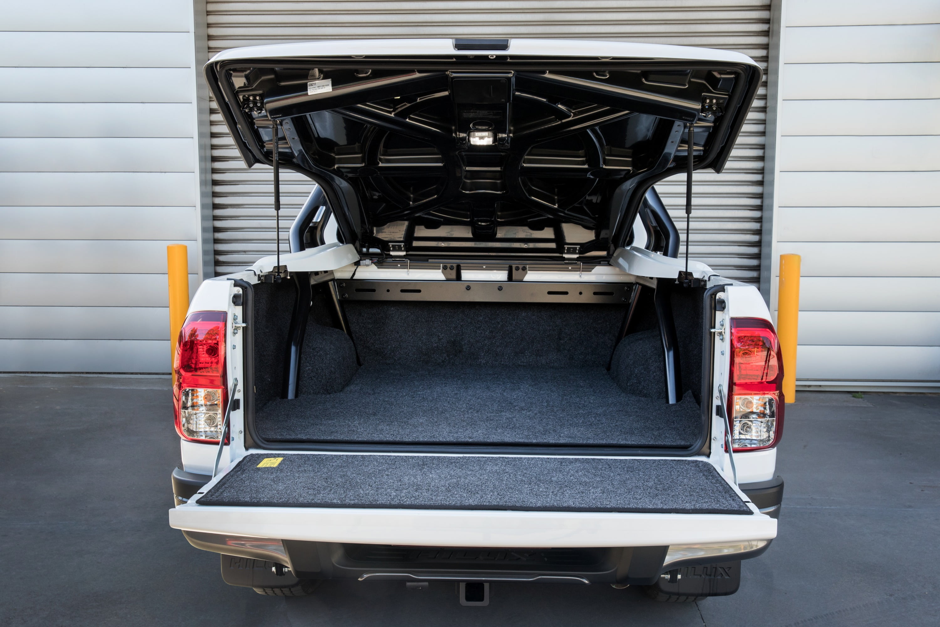 2018 Toyota HiLux Rogue tub