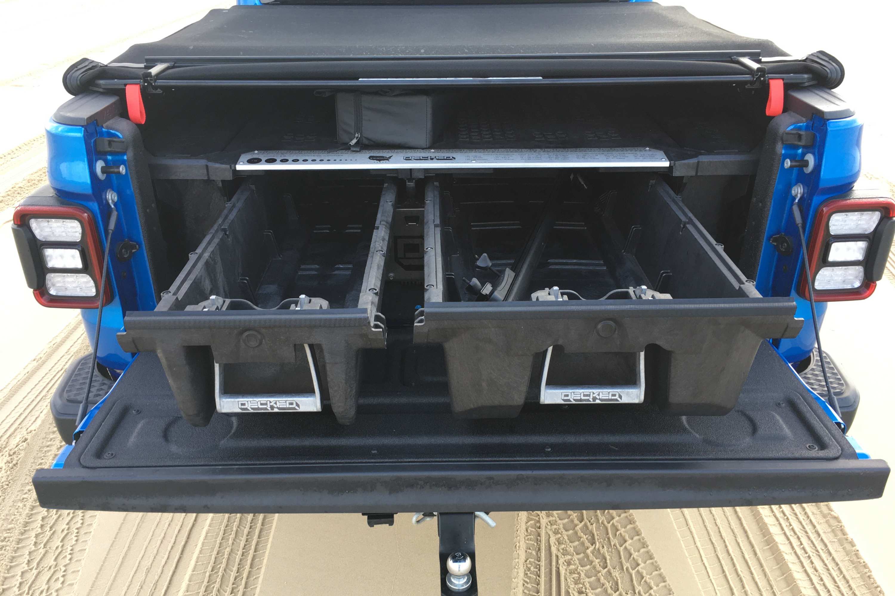 Jeep Gladiator Overland 4WD Ute tray