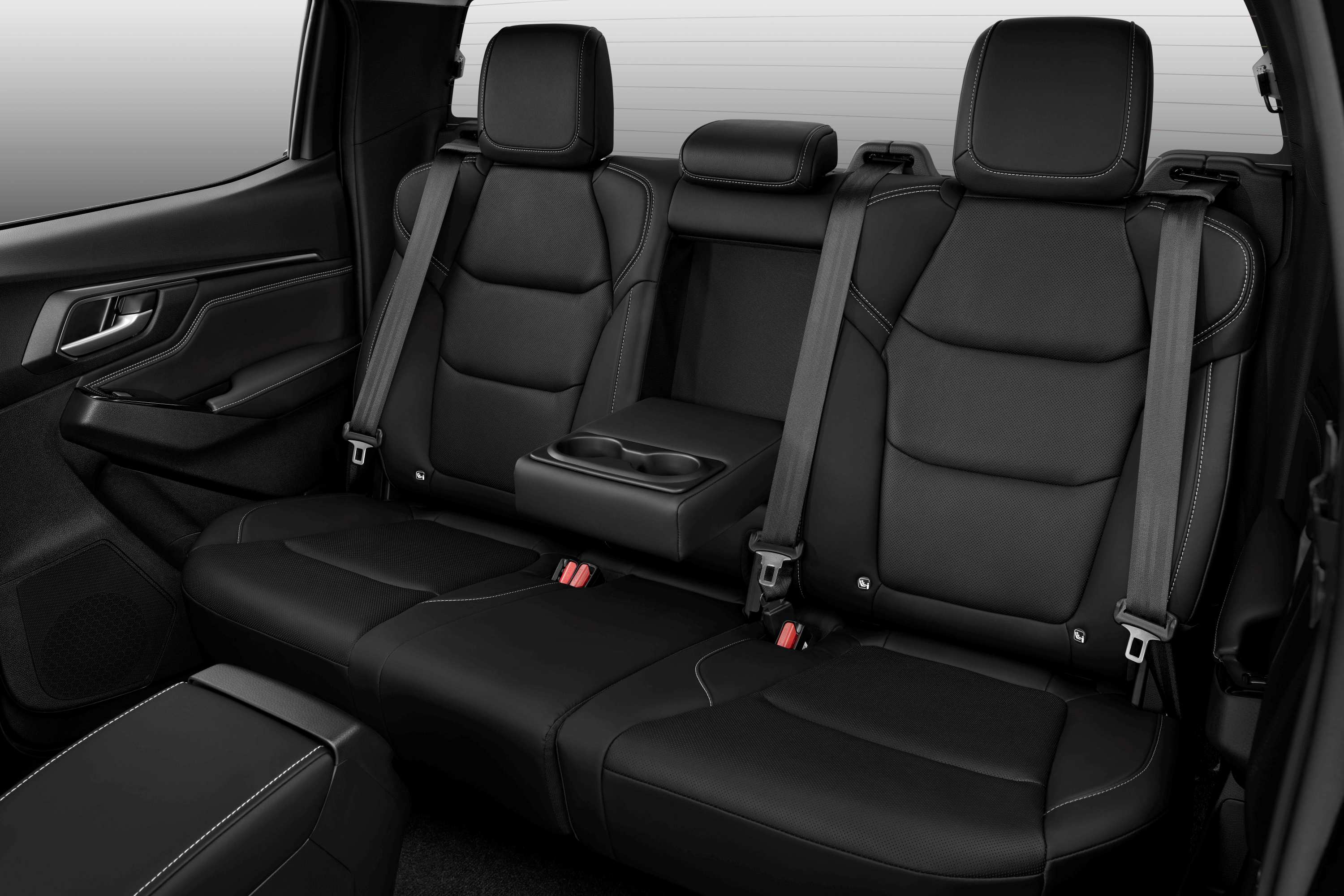 Isuzu D-MAX MY rear seats