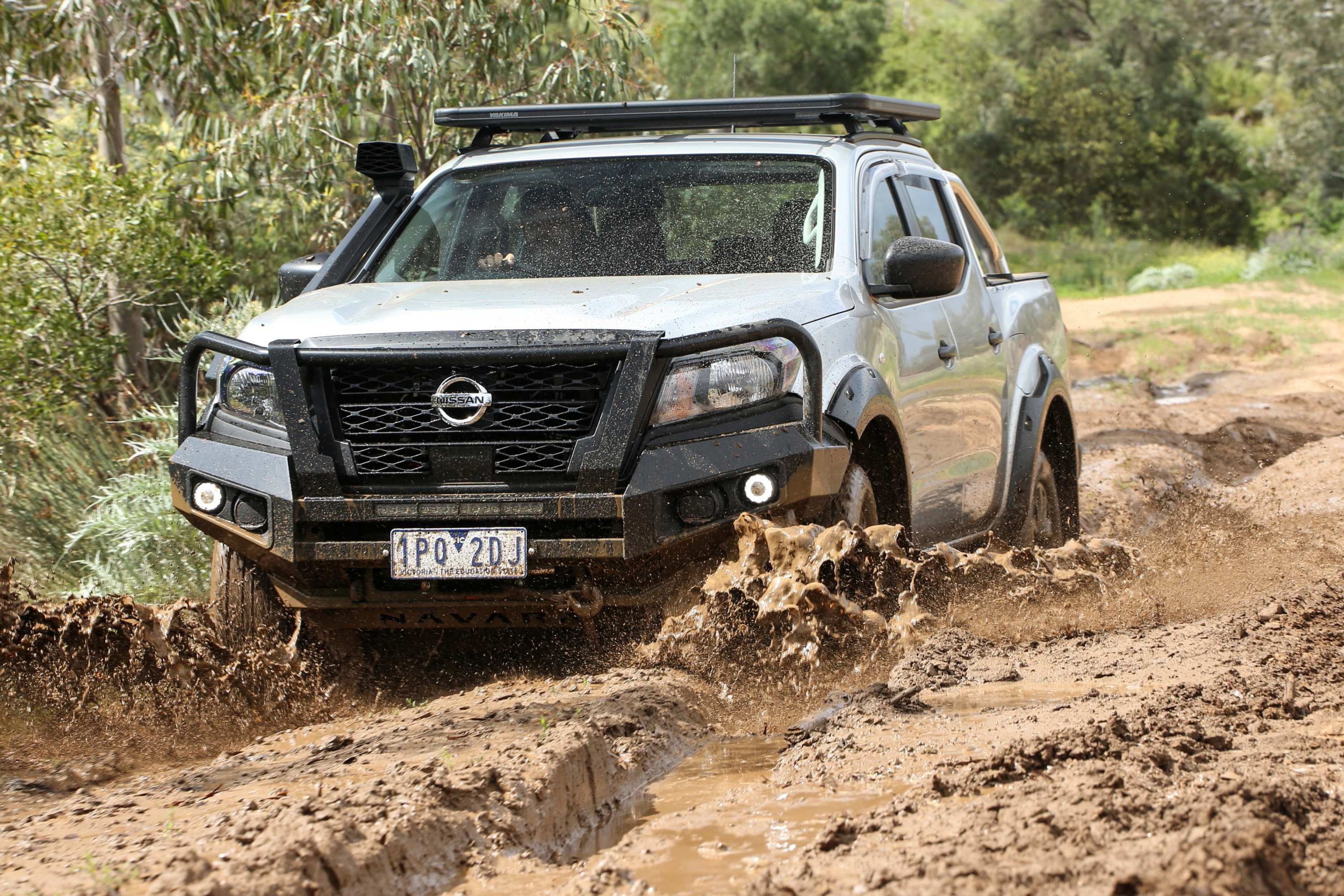 2021 Nissan Navara Update 1 Pro 4x driving