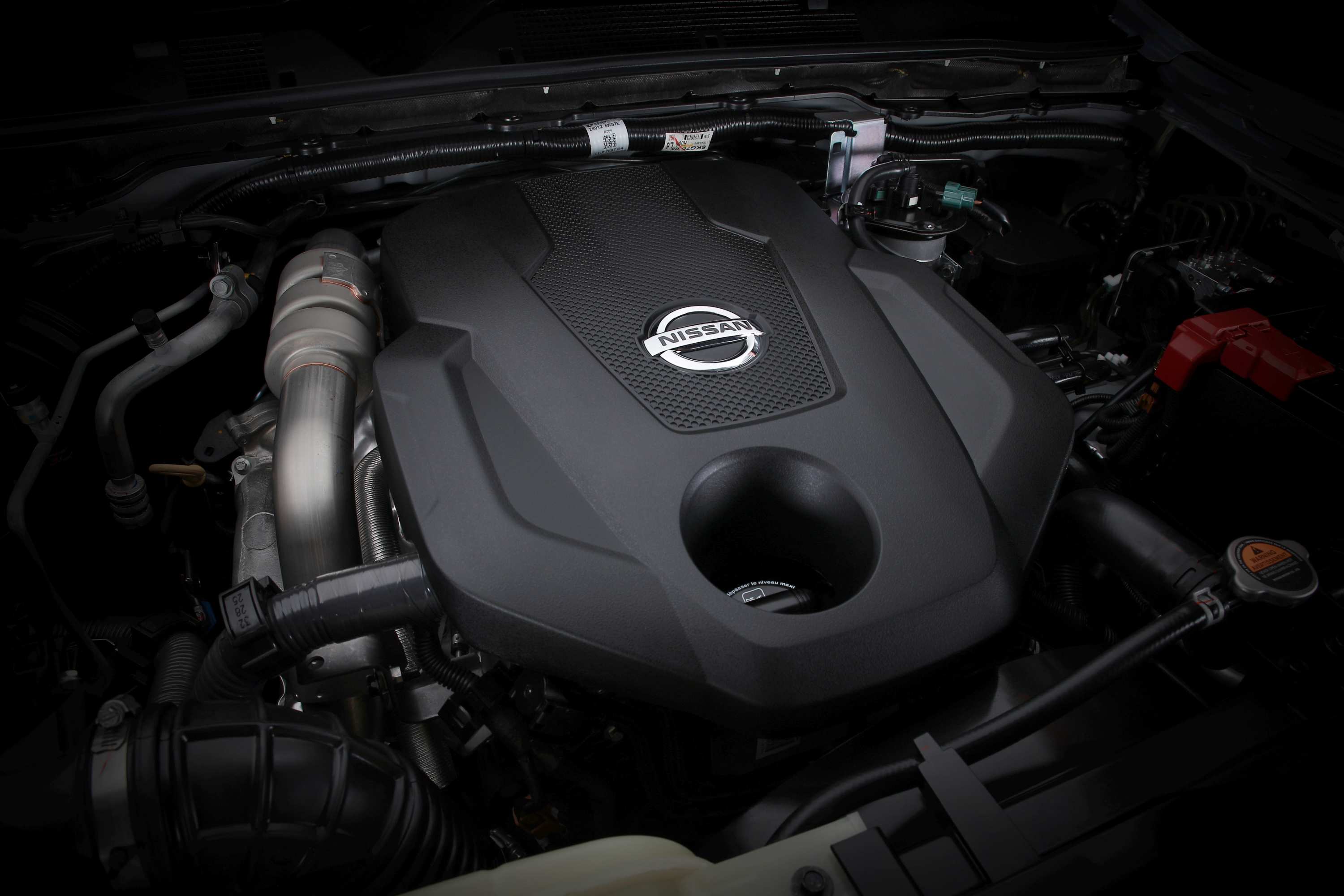 2021 Nissan Navara Update 1 Pro 4x engine