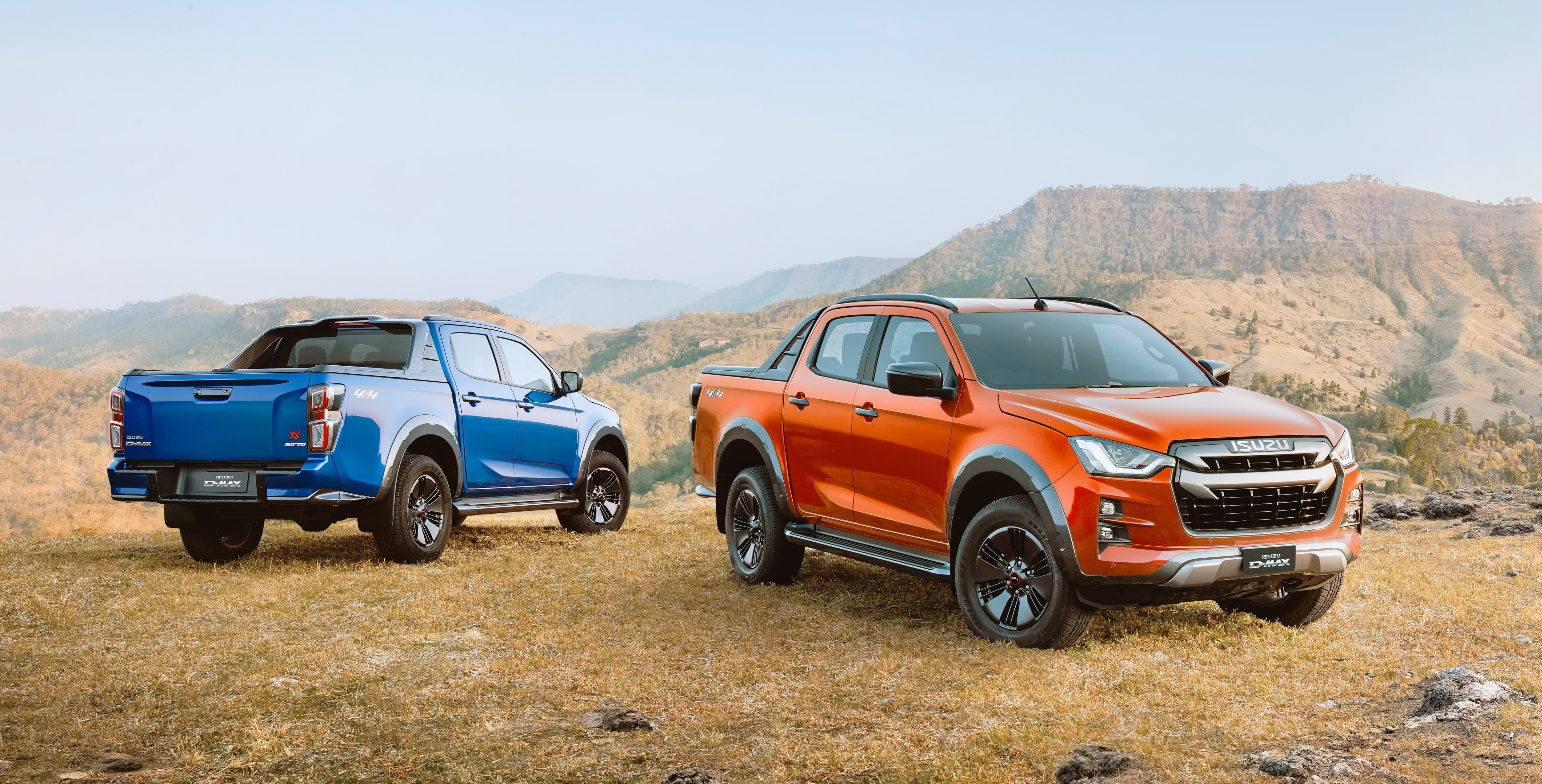 21MY ISUZU D-MAX Mountain Dual 4x4 X-TERRAIN Cobalt Blue Volcanic Amber.