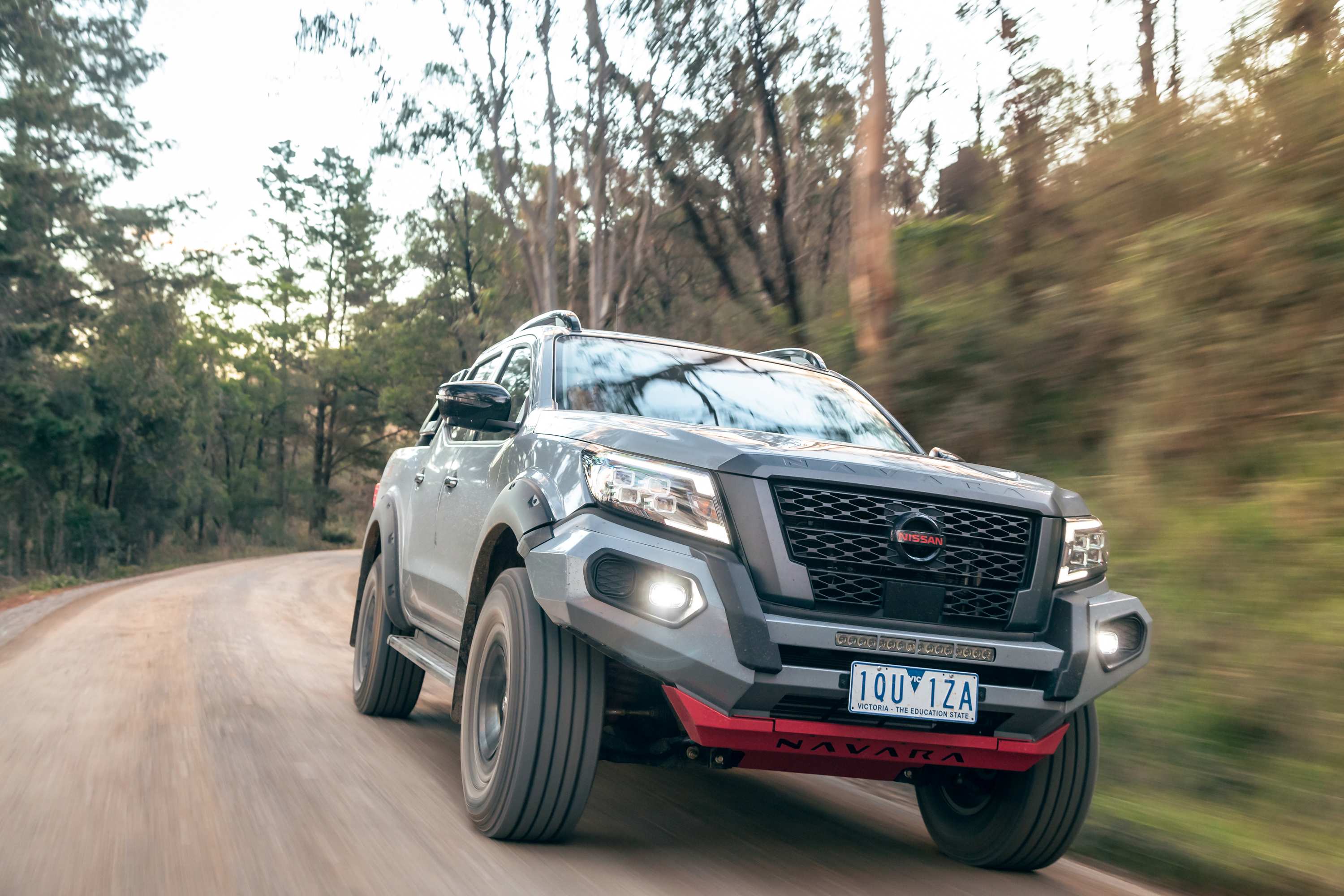 21 Nissan Navara PRO 4X WARRIOR front 1