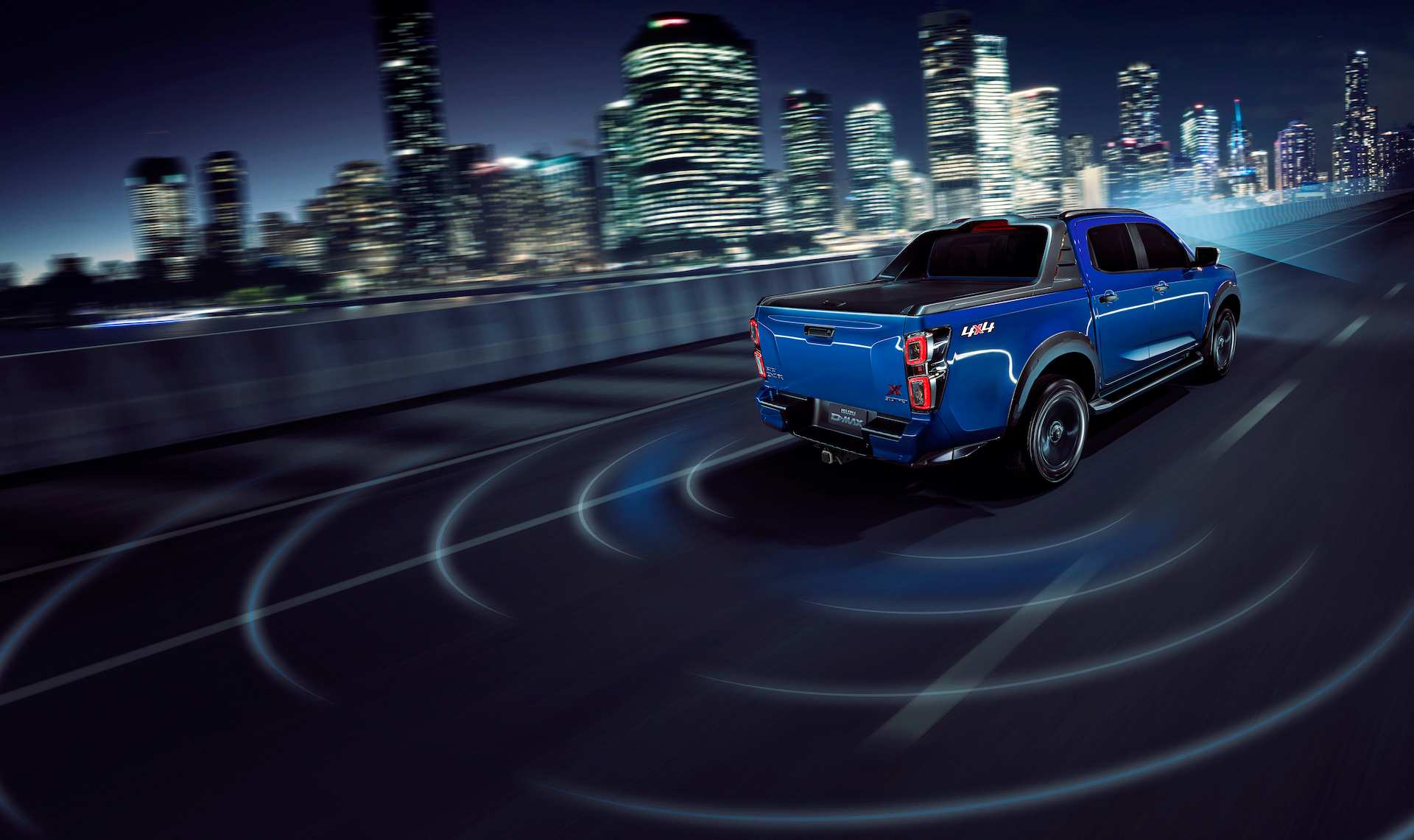 22MY Isuzu D-MAX 4x4 X-TERRAIN Cobalt Blue mica - Night Rider.jpeg