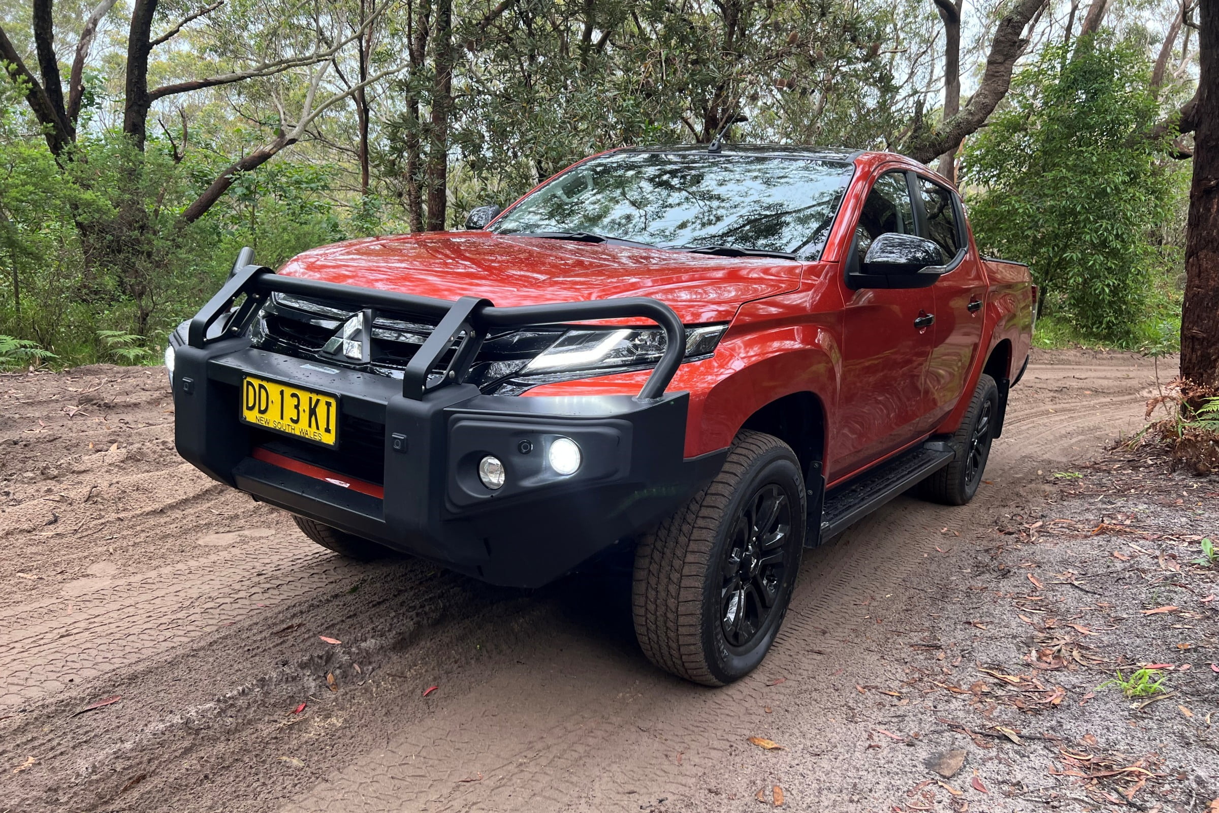 2022 Mitsubishi Triton GSR 2022 front qtr