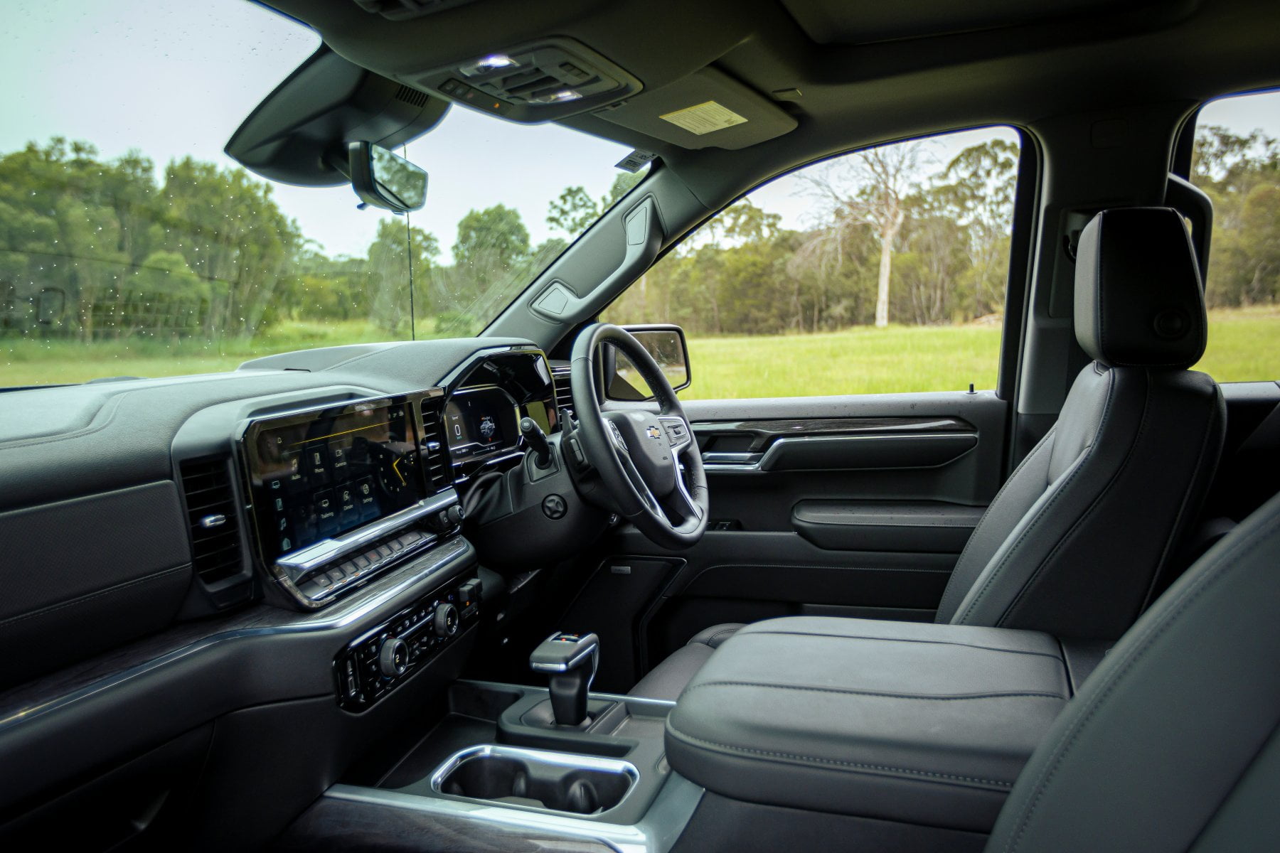 2023 Chevrolet Silverado 1500 LTZ Premium Interior 2