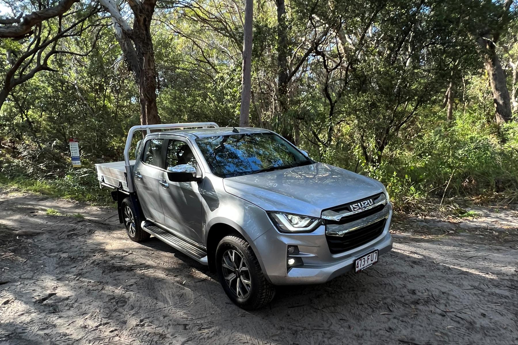 Isuzu D-Max LS-U Dual Cab Trayback 4WD Ute on beach track 1