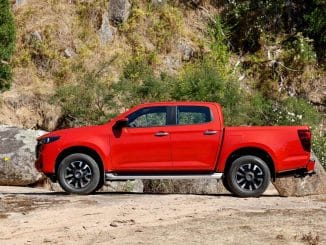 2025 Mazda BT-50 GT profile