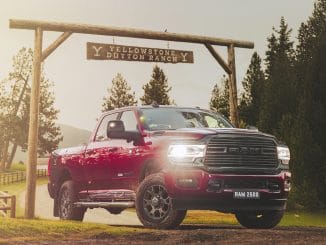 RAM_2500_Yellowstone_YellSocial1920x1080_0005_Ram2500_Farm-38YellV2