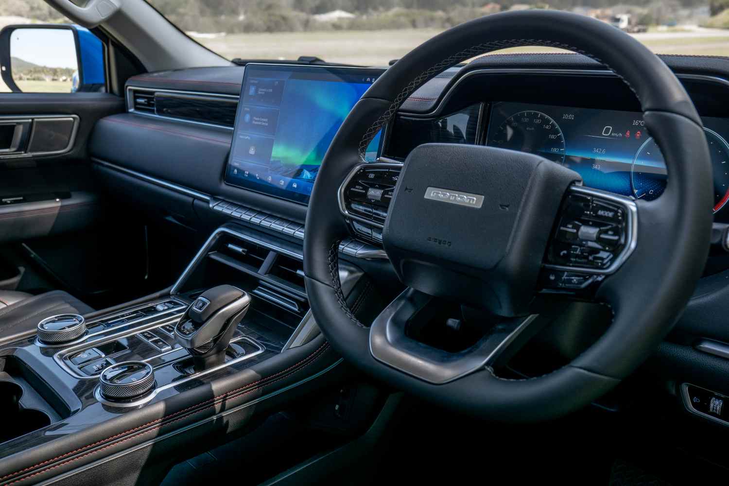 FOTON Tunland interior 4