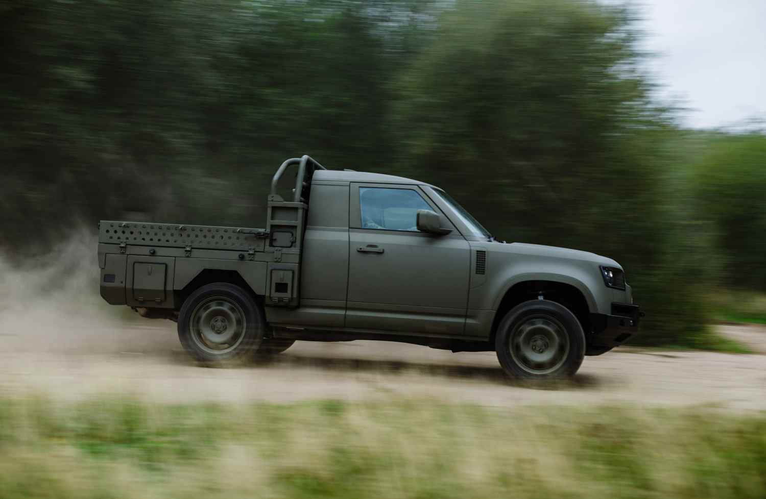 JLR_Defender_WOlf_SeriesII_Trials_Utility__02