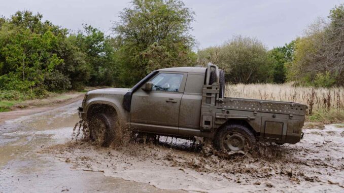 JLR_Defender_WOlf_SeriesII_Trials_Utility__05
