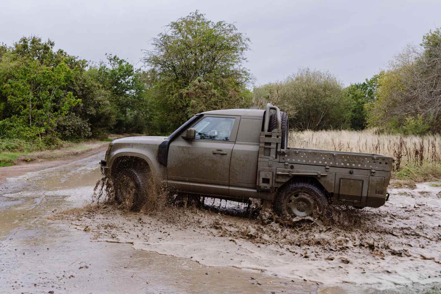 JLR_Defender_WOlf_SeriesII_Trials_Utility__05